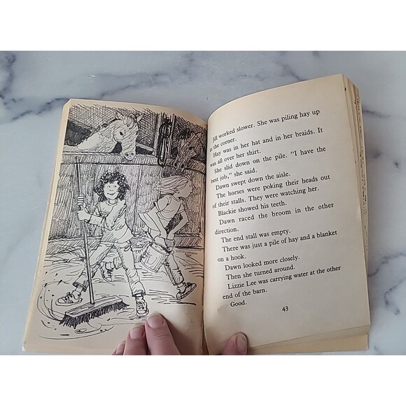 Garbage Juice For Breakfast By Patricia Reilly Giff Paperback - Picture 7 of 10